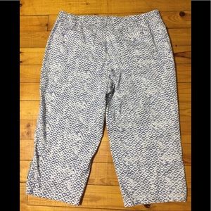 KAREN SCOTT Capris, NWOT